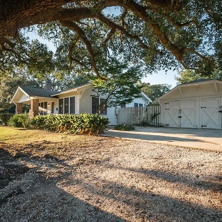Gulf Coast Craftsman - Cozy, Charming & Central! Gulfport Exterior foto